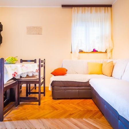 Apartment Manzoni Malinska Kültér fotó