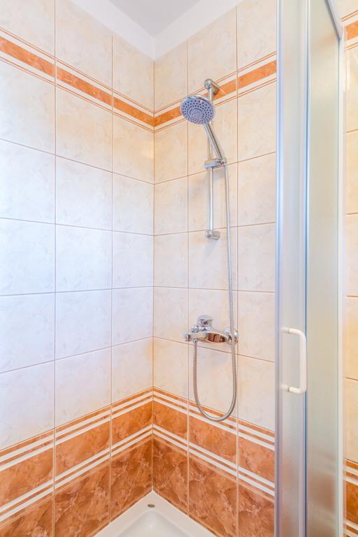 Apartment Manzoni Malinska Kültér fotó