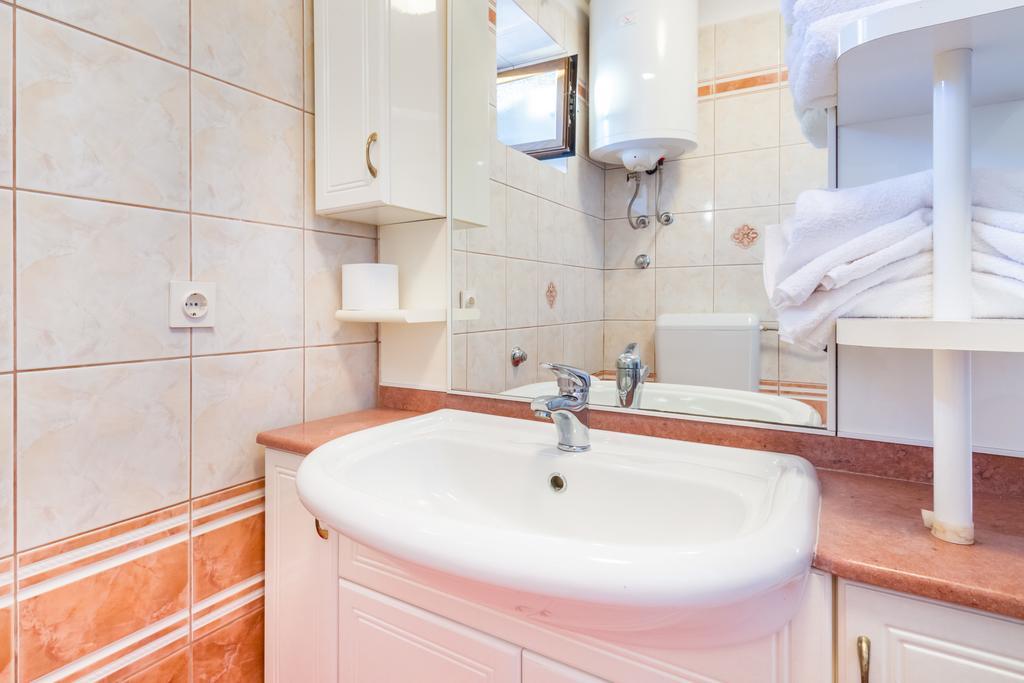 Apartment Manzoni Malinska Kültér fotó